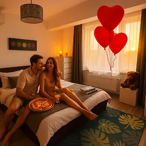 Luminoasa Cu Curte Privata Bucureşti