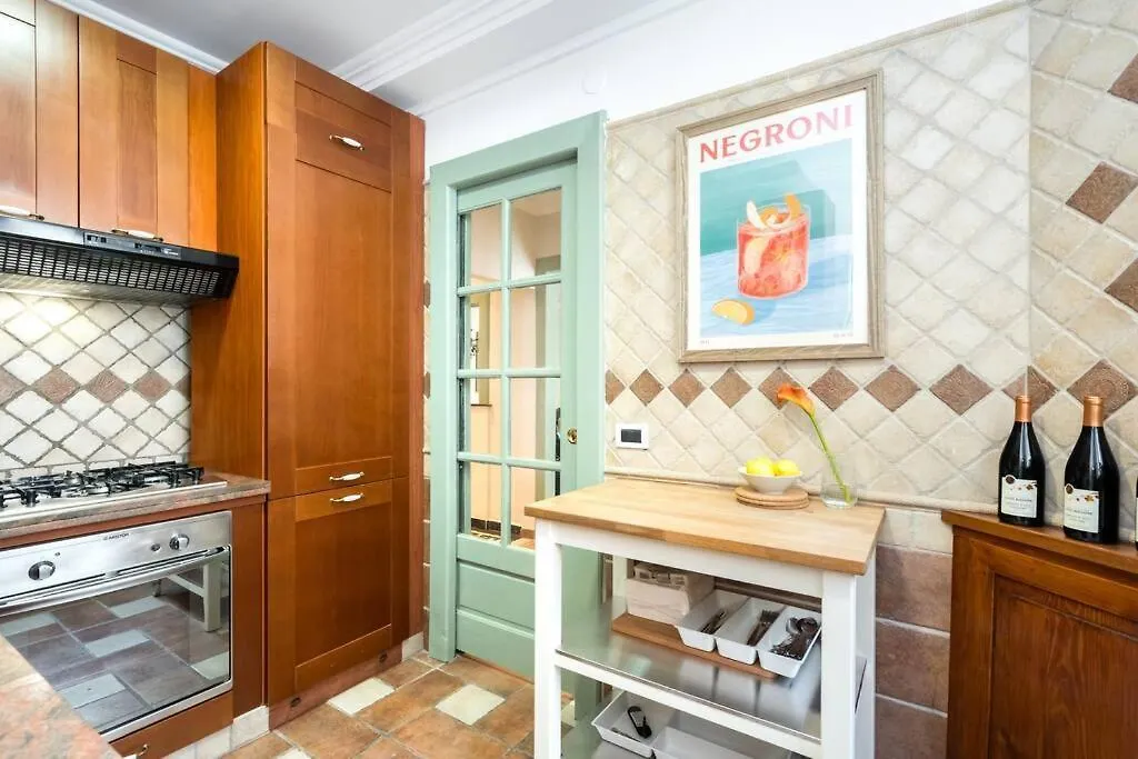 Classy Queen Elisabeth - 2Br Apartment Bucureşti 0*,